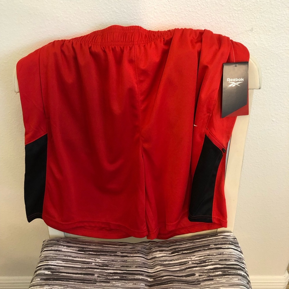 Reebok shorts XL